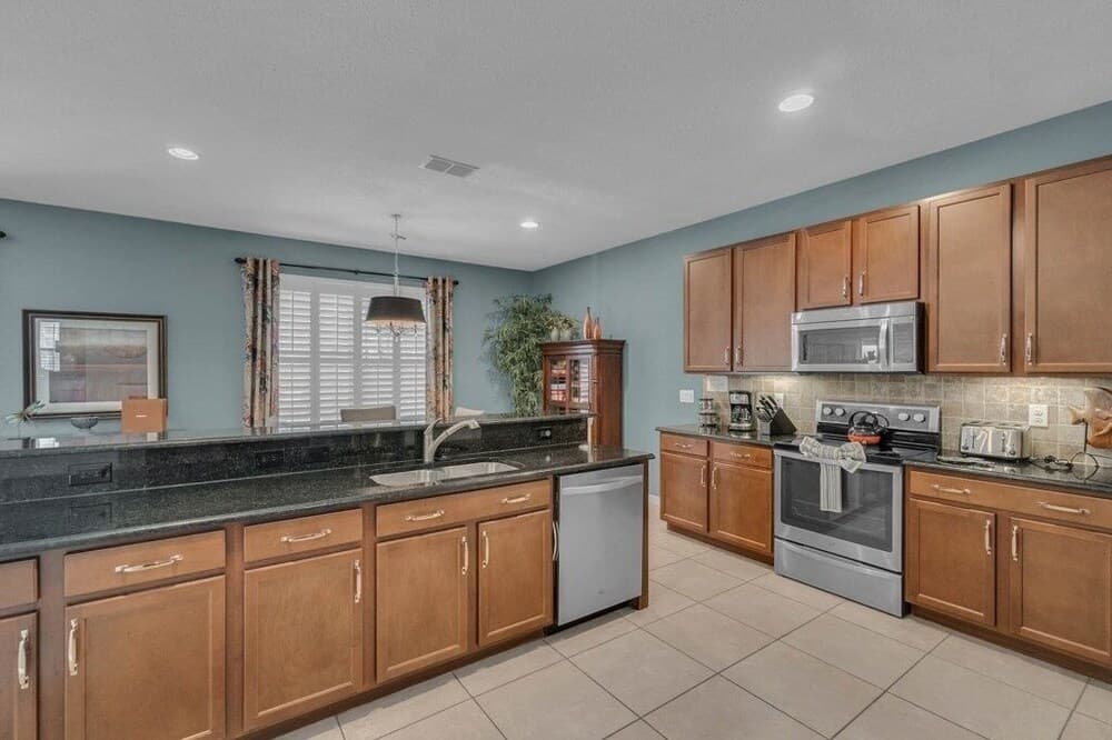 Gorgeous 6bd Spa Gm Hm Watersong-174ys 6 Bedroom Home by Redawning