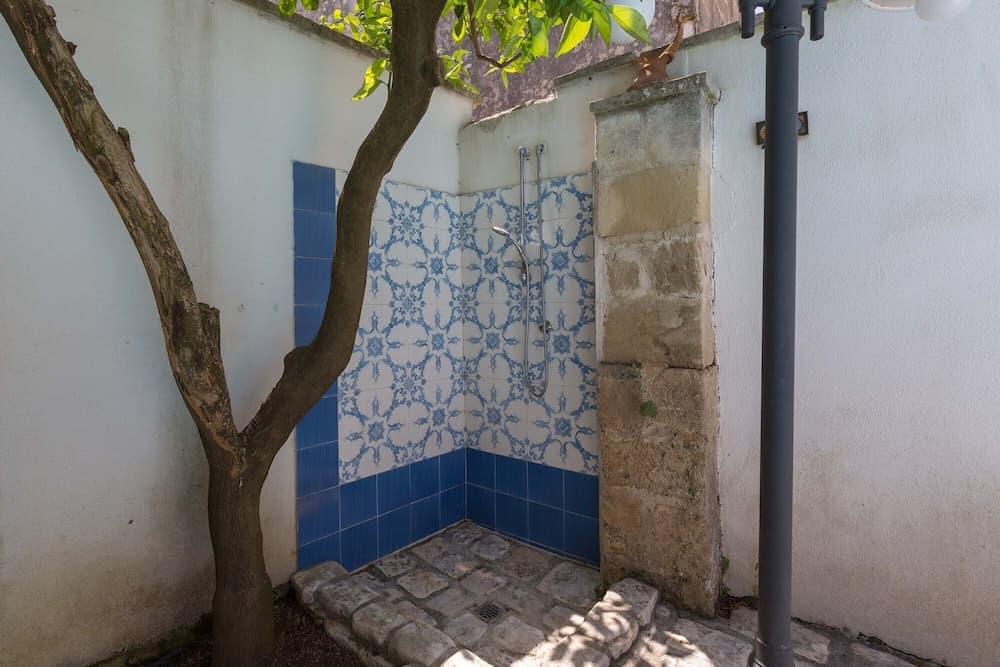 3006 Dimora Donn`anna - Mono 2 by Barbarhouse