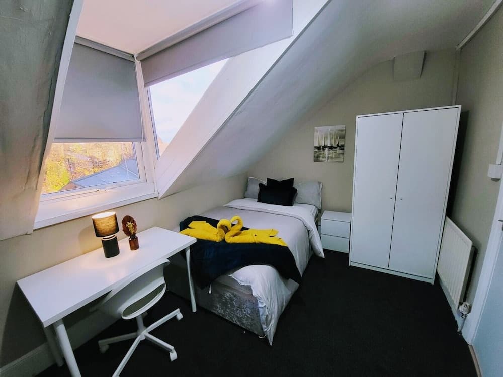 Easy Living Nottingham - Burns Street