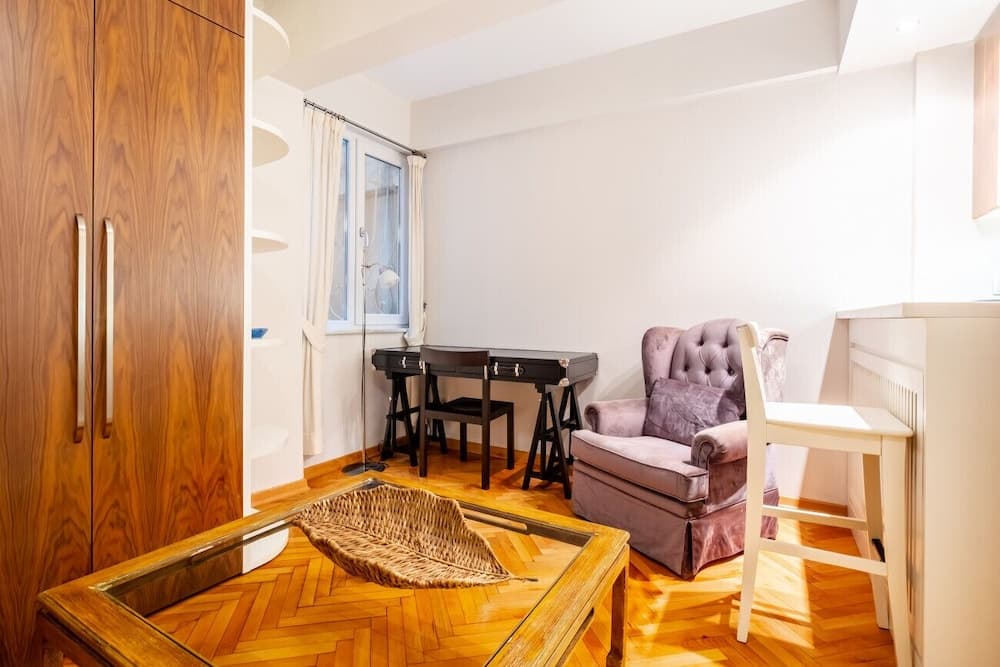 Fully Equipped Cozy Home in Besiktas