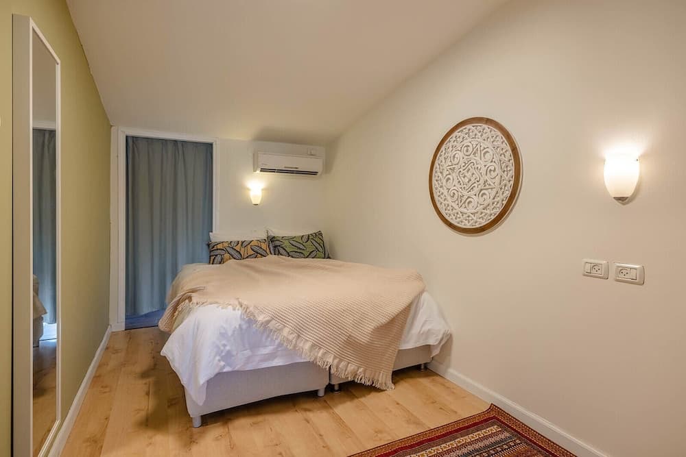 ibex unique Desert Inn