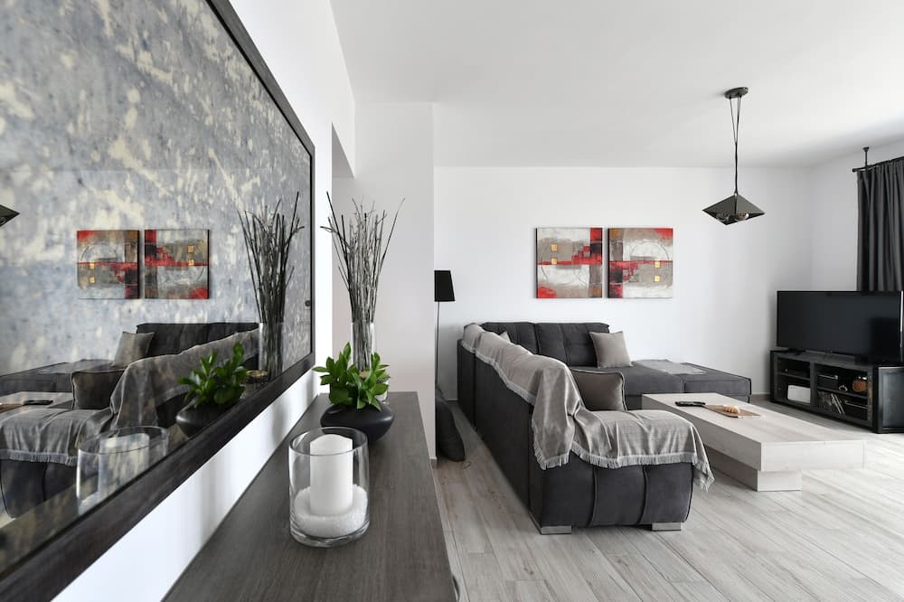 Parikia's Seaside House