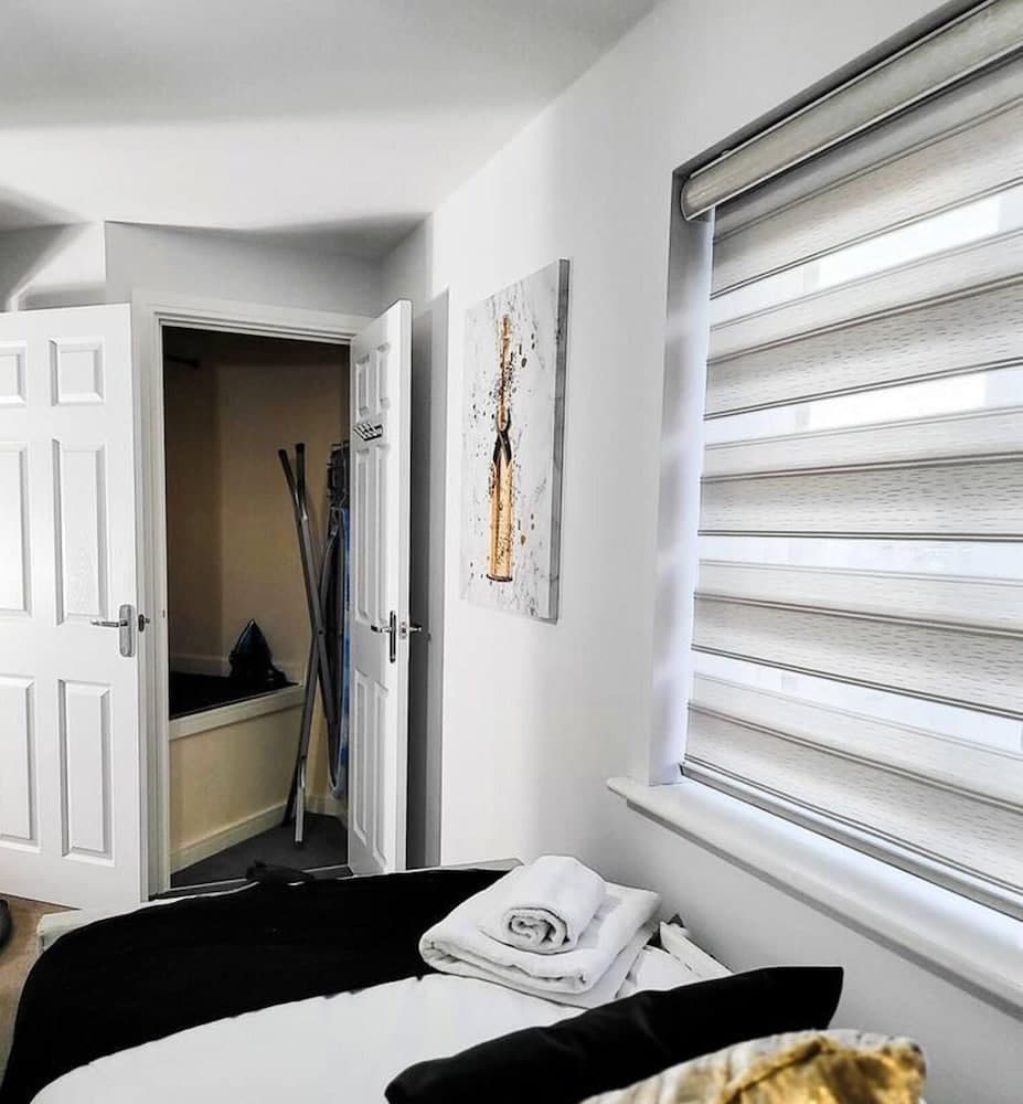 Birmingham Airport Luxury3brhome