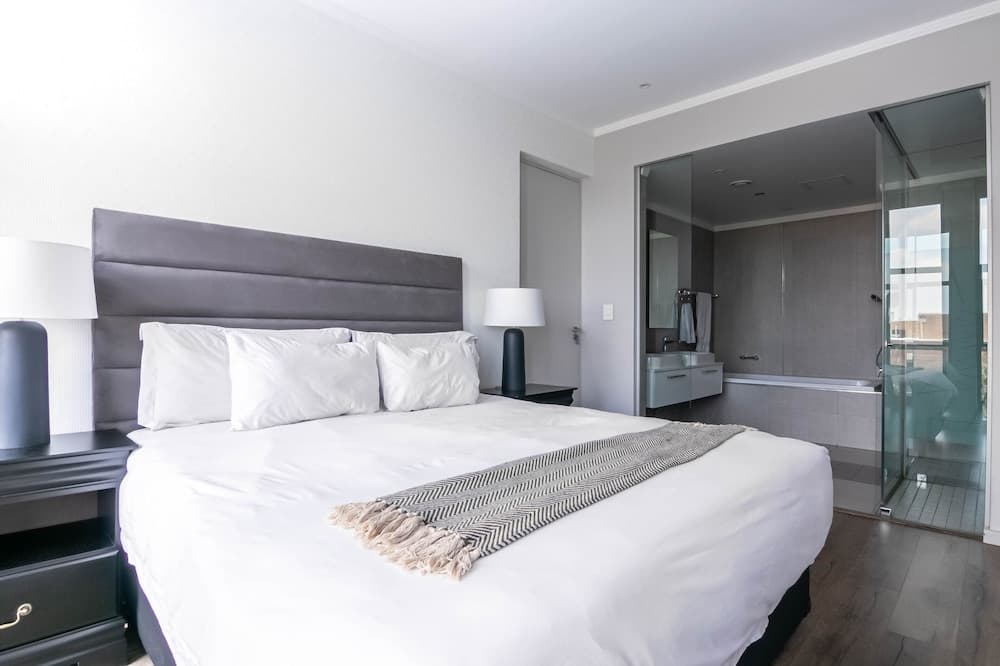 Sandton Smart Apartment Fifteen