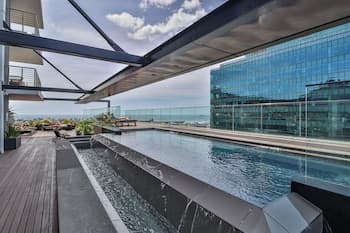 Sixteen on Bree 2015 by CTHA