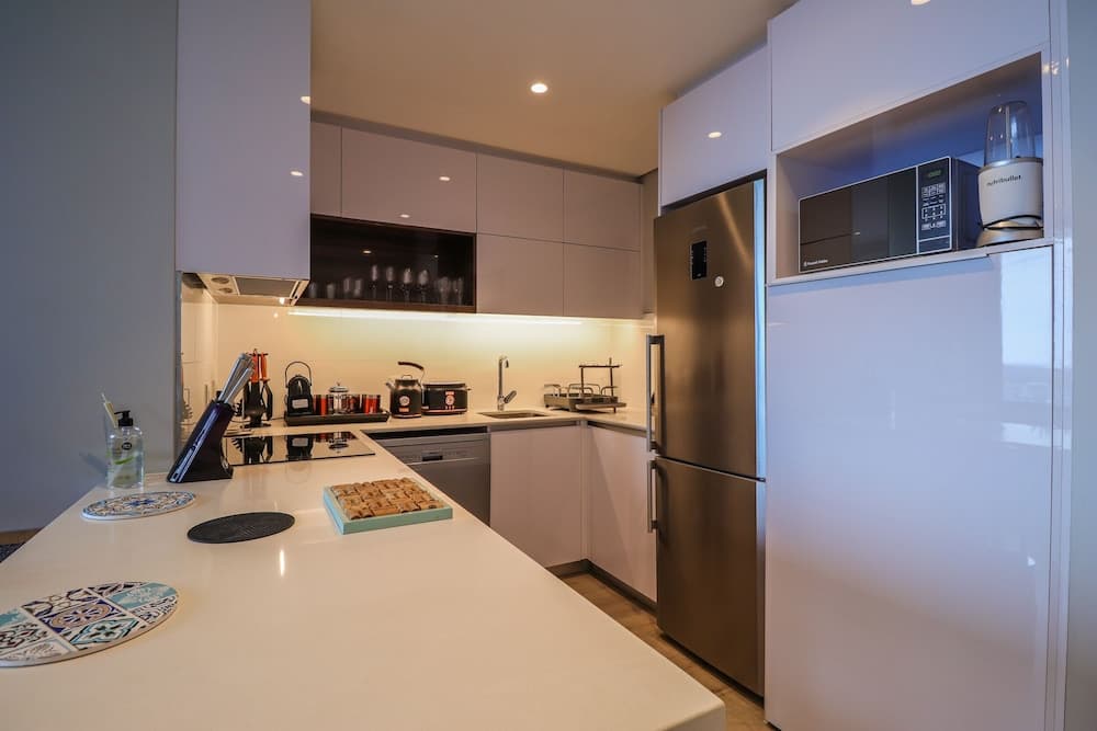 Sixteen on Bree 2015 by CTHA