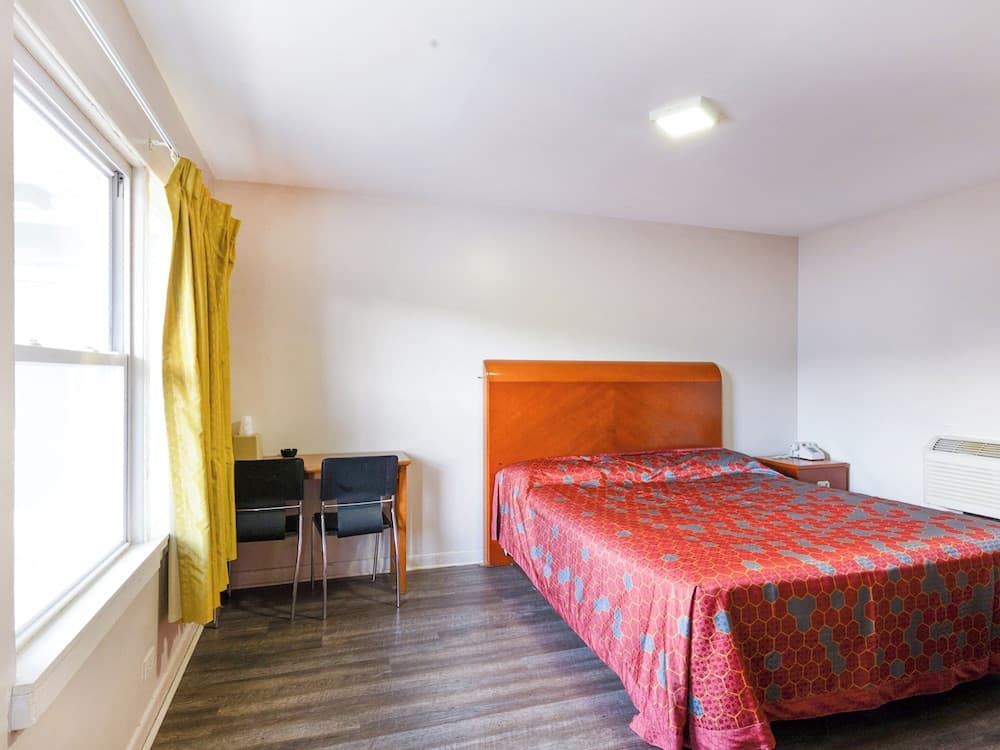 Manor Motel By OYO Near Oak Brook/Chicago Westchester