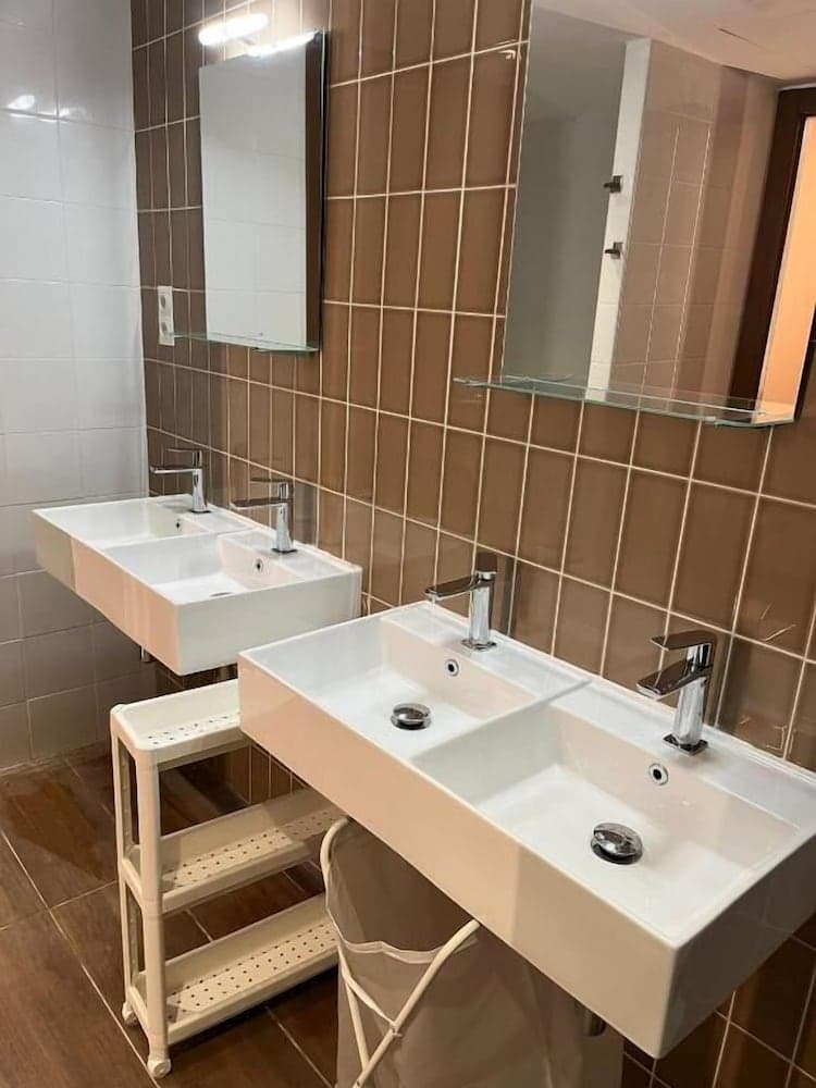 Hostelle - Female only hostel Barcelona