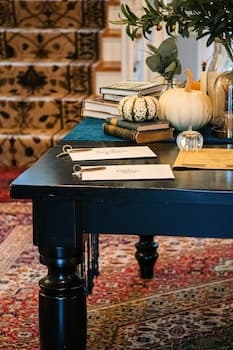 16 Elm Heritage Hotel