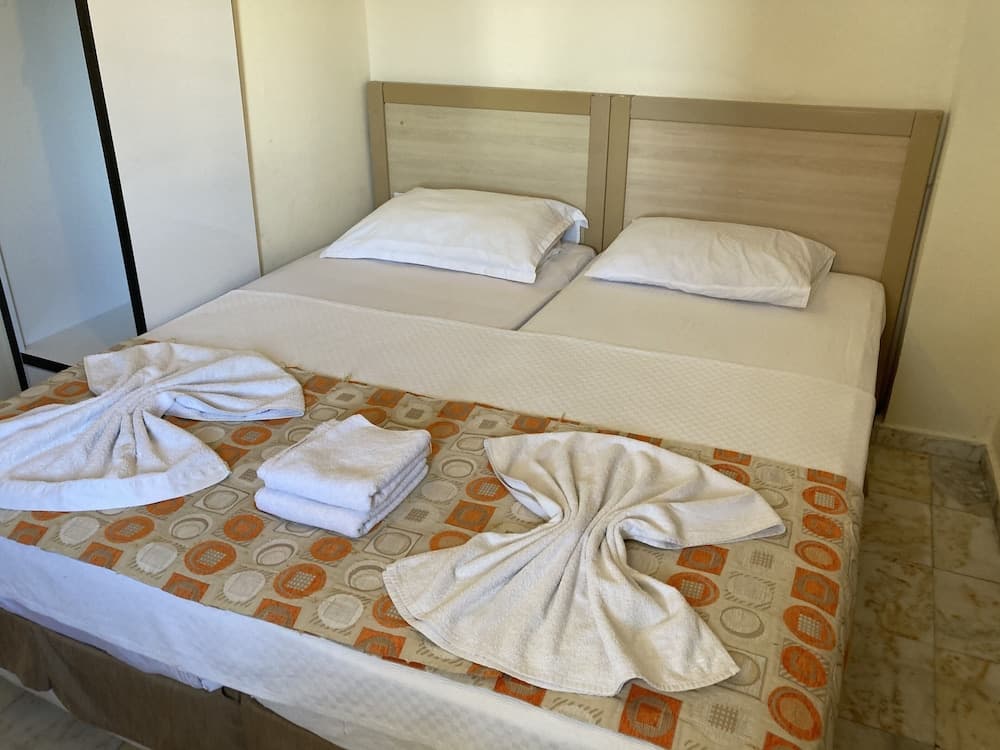 Popular 1 bed Apart Home in Central Side With Many on Site Amenities Facilities