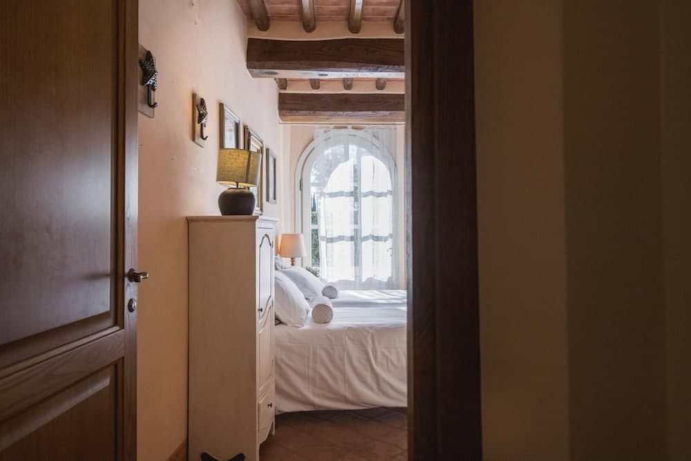 Elisa Farmhouse Apartment in Wine Resort