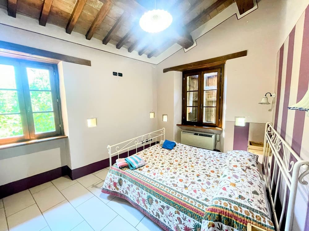 Apt 2 in Spoleto Stunning Grounds Panoramic Views all Around You! Sleeps 4