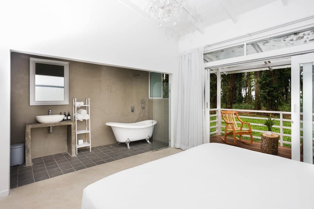 Gigi Brown Villa Frida Puerto Viejo