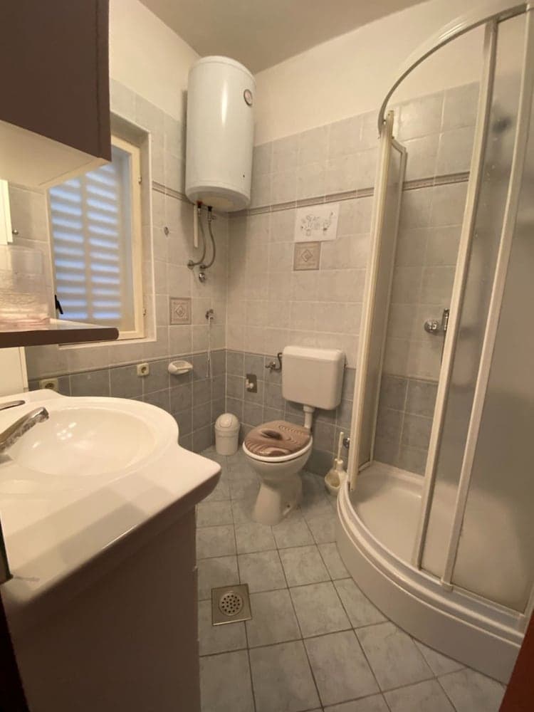 Lina - 30m From the Beach - A4