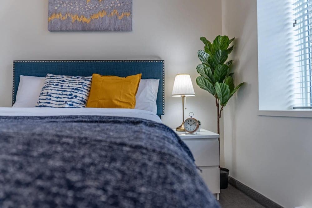 Cozy Downtown Loft Rooftop Patio BBQ Gym Coffee