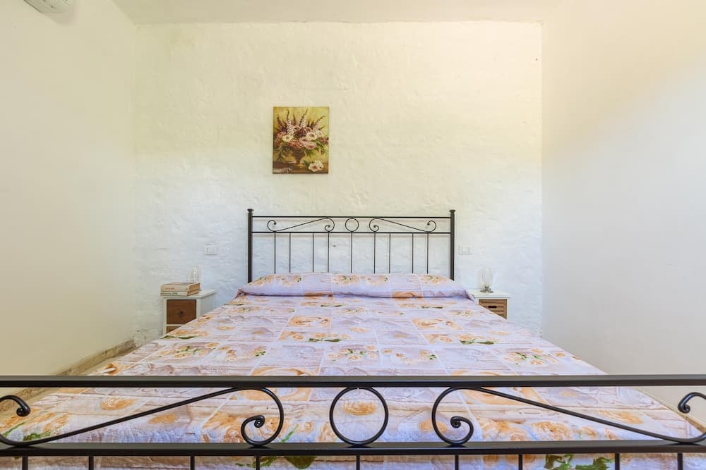 2421 Il Pagghiere by Perle di Puglia