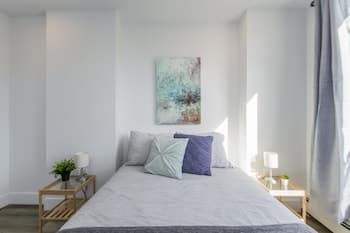 Luxurious 3 Bedroom Brand NEW Town House