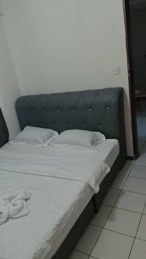 OYO HOME 90691 A4 Homestay