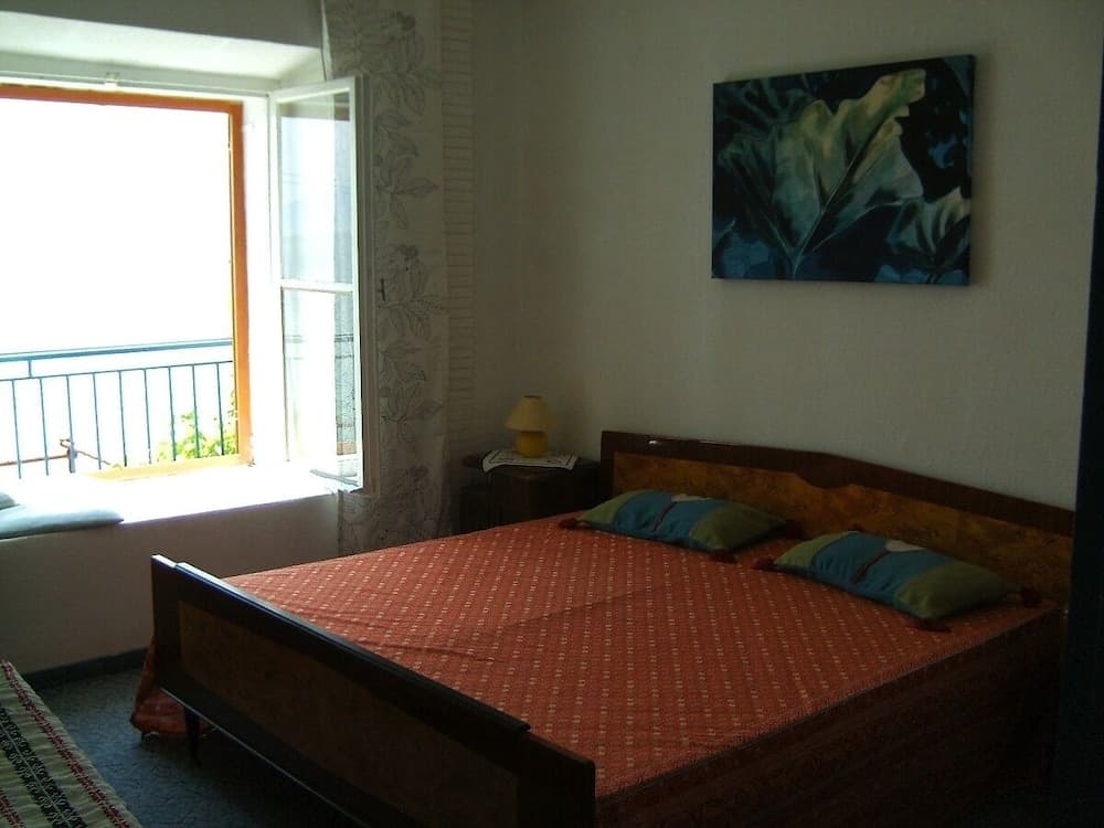 Inga - Right at the Beach - A1