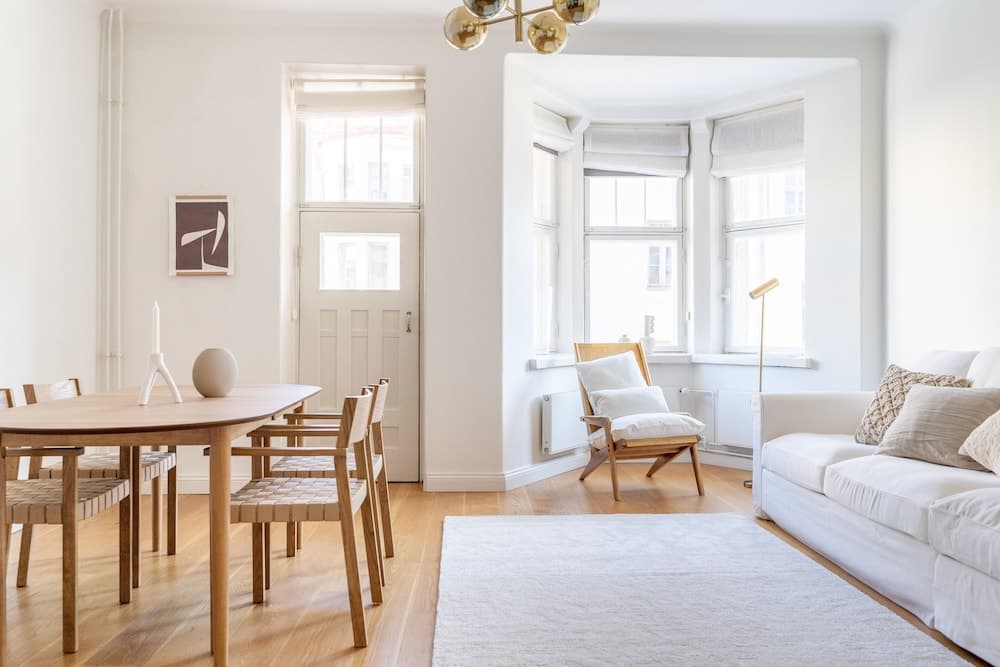 1br apartment with balcony and sea view