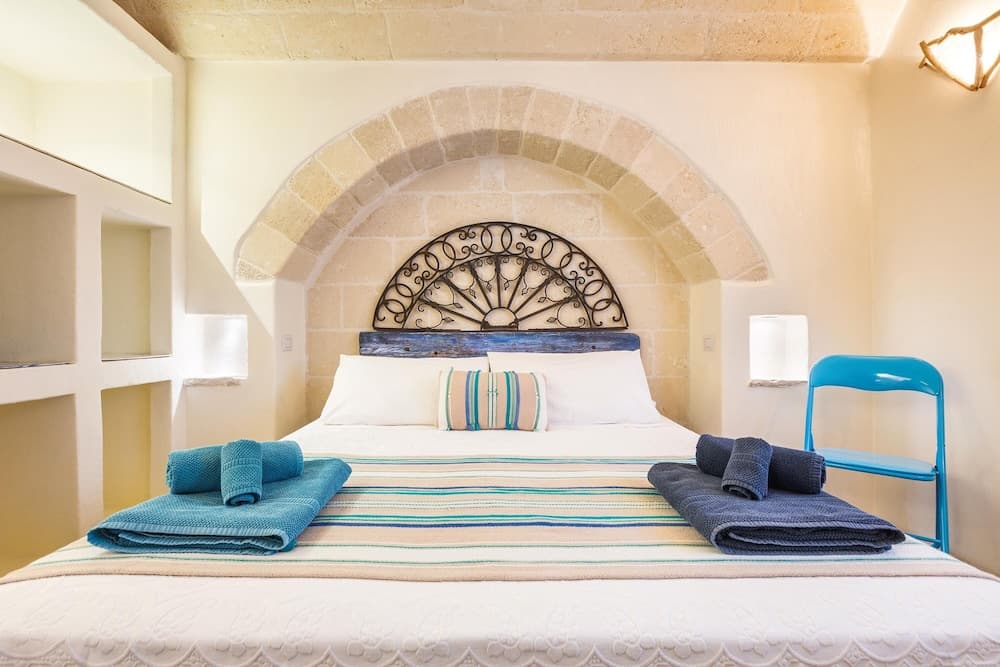 2530 Trullolive by Perle di Puglia