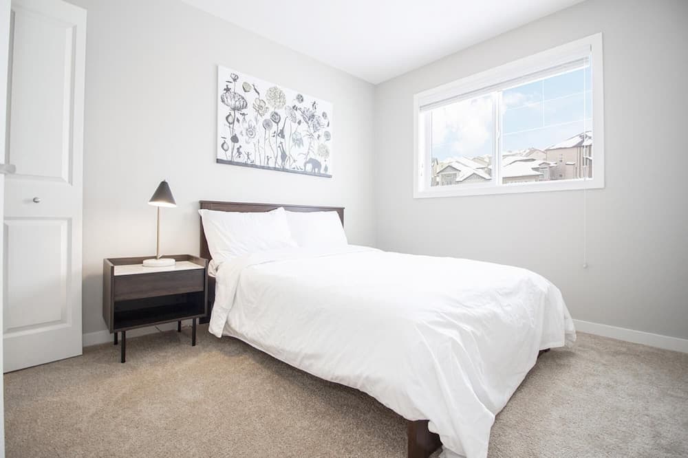 Stunning 3 Bedroom Townhouse