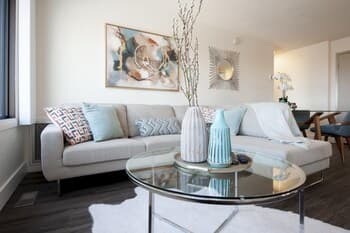 Stunning View 22nd Floor One-bedroom Suite