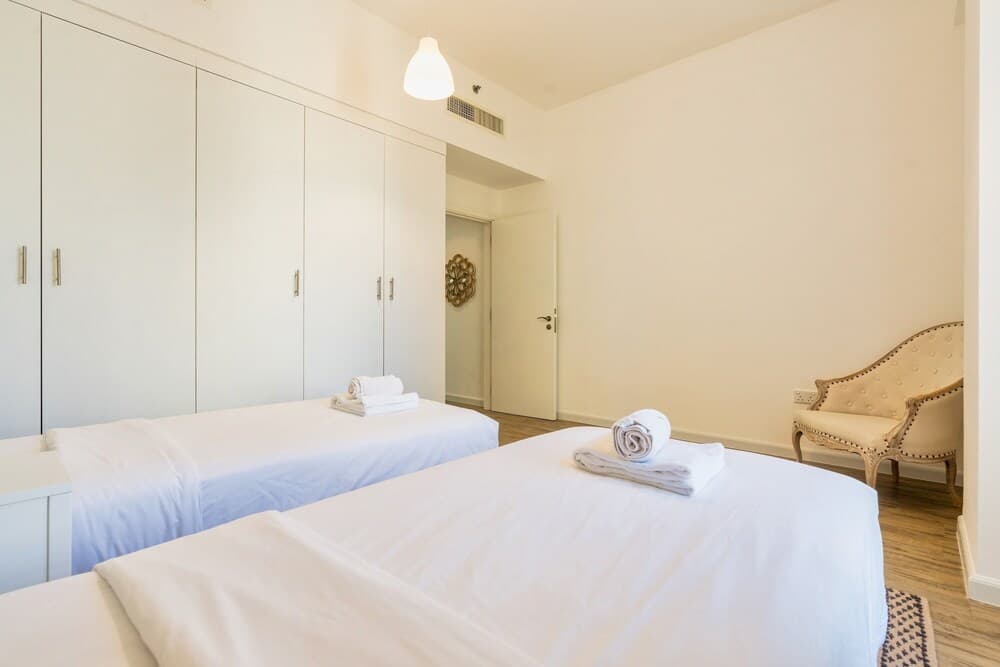 Stunning & spacious sea view Apt. in Jumeirah Beach