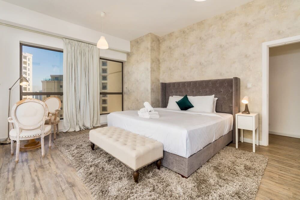 Stunning & spacious sea view Apt. in Jumeirah Beach