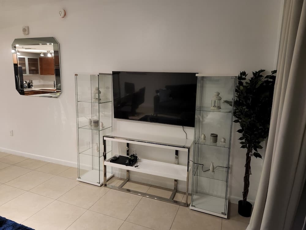 Wonderful 1 bedroom condo in Midtown