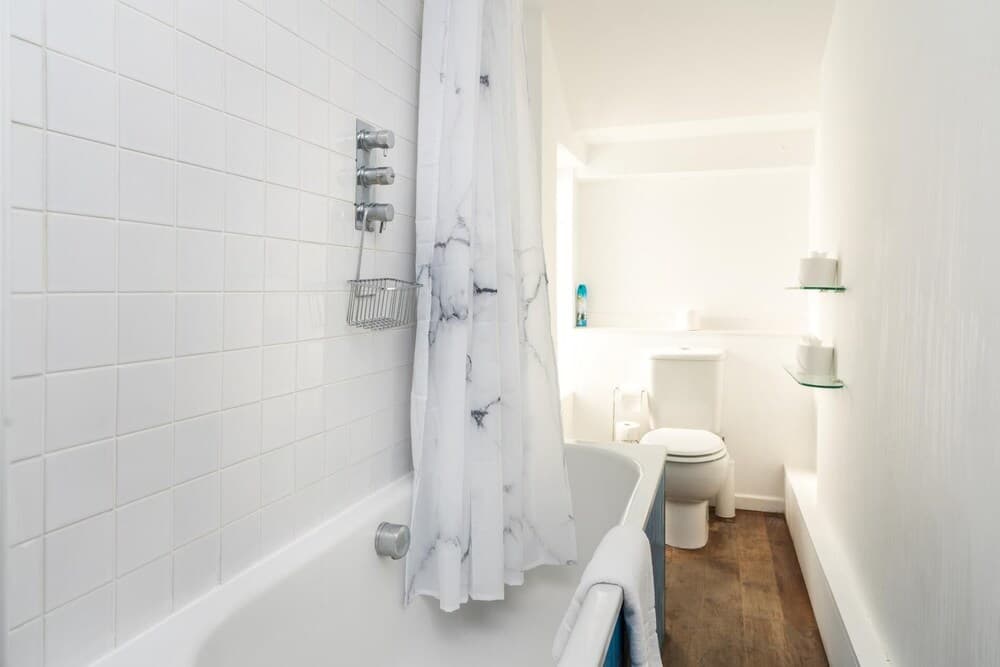 Super 1BD Flat in the Heart of Blackheath Village