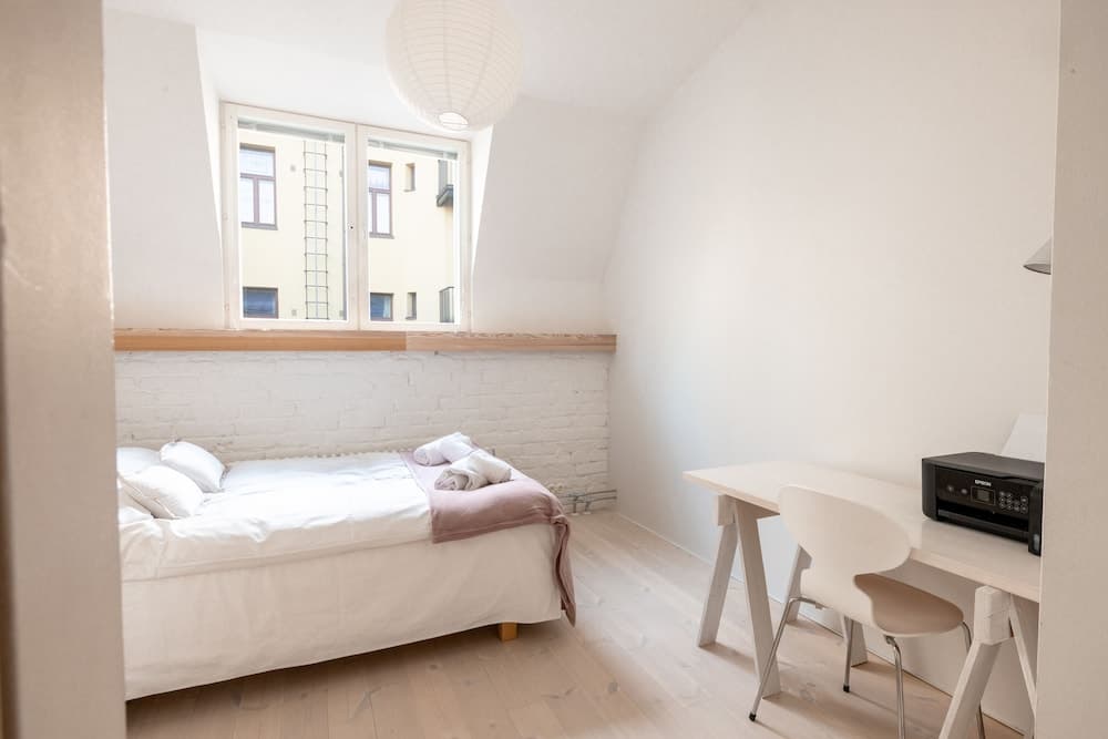 2ndhomes Luminous 2BR Loft House w Sauna