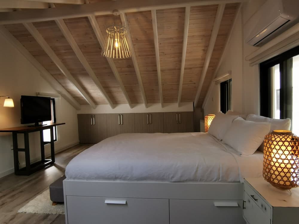 Phaedrus Living Maisonette Platres