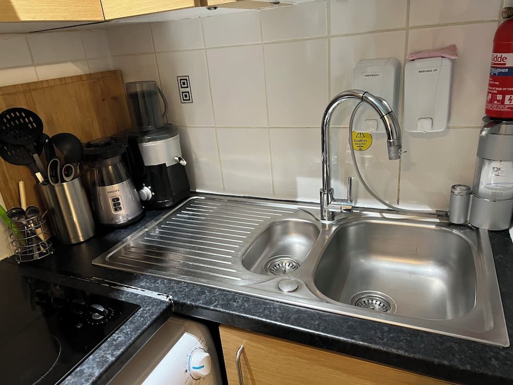 BRENDA'S APART HOTEL LONDON