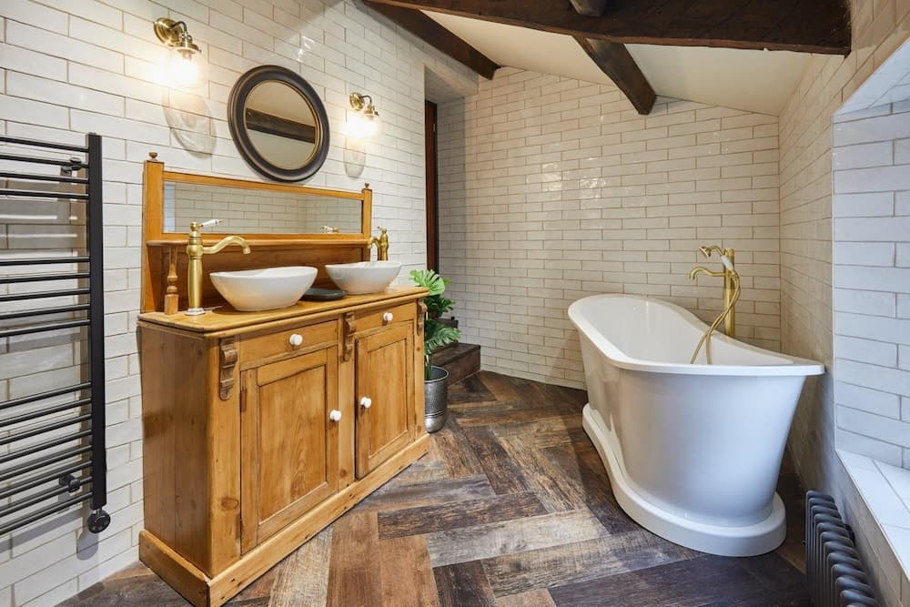 Host Stay Hecklers Cottage