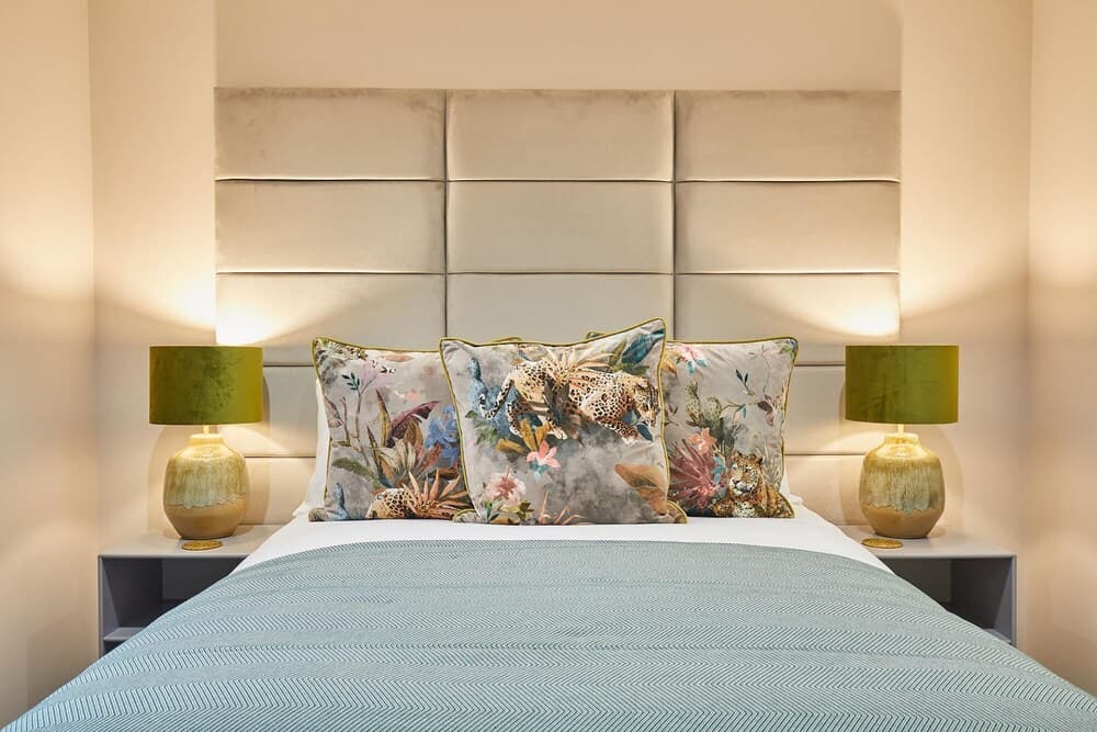 Host Stay The Signet Black Swan Mews