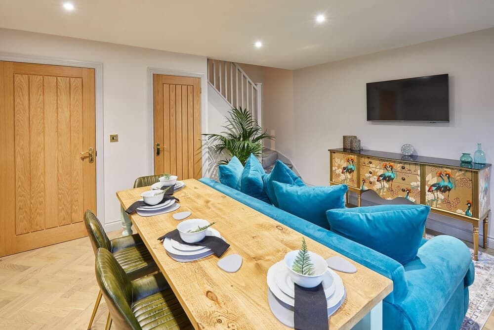 Host Stay The Signet Black Swan Mews