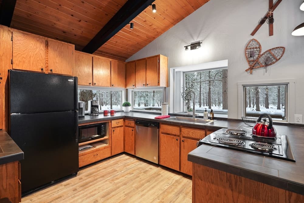 12 Quartz Mountain 2 Bedroom Home by RedAwning