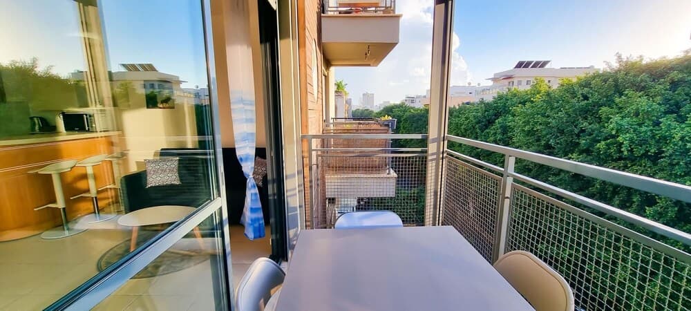 Apt Muguet 1BR Tlv Center Dizengoff St Tl74
