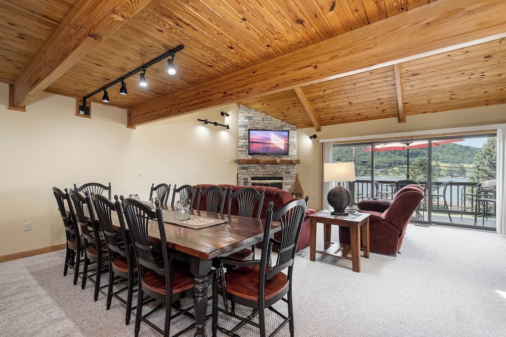 Sunset Chalet by Taylor Made Deep Creek