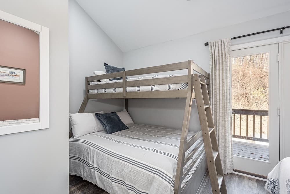 Villages of the Wisp 37 Lakeview Court