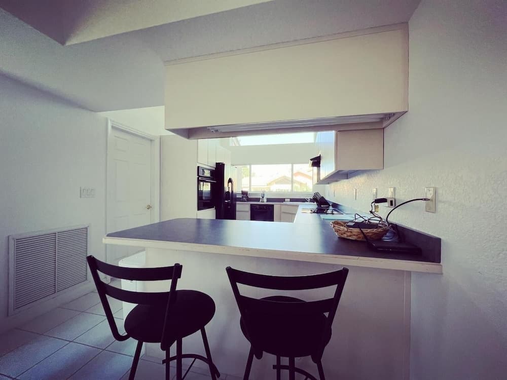 Swiss 58 - Lake Denise