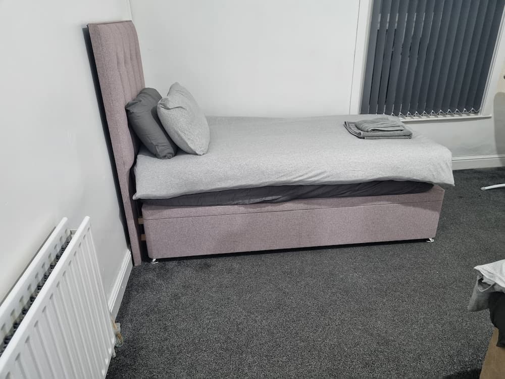 Lovely 2-bed House in Smethwick, Birmingham tn