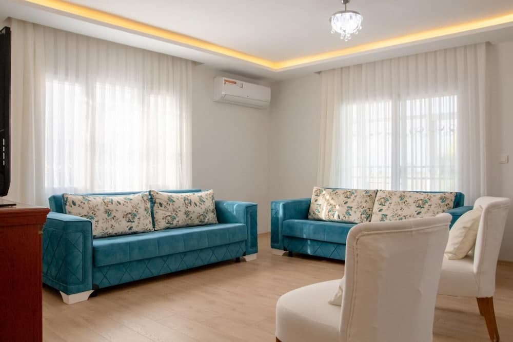 Lovely Villa Backyard and Terrace in Urla