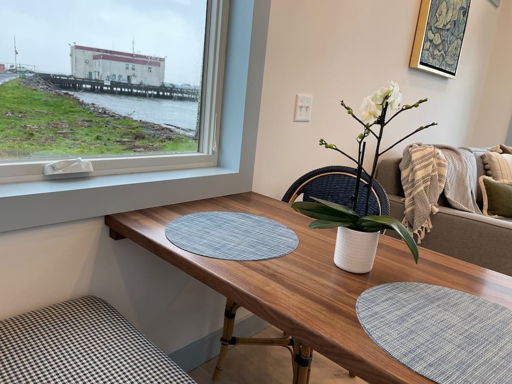 Cottages Above the Tide