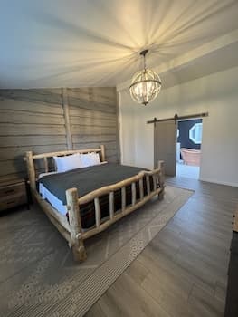 Black Tree Resort - The Ranch House