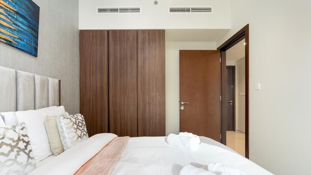 Stunning 1BR Apt in Business Bay