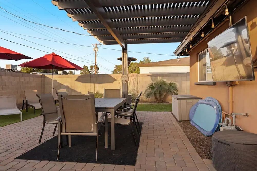 Old Town Scottsdale Getaway w/ Backyard Oasis!