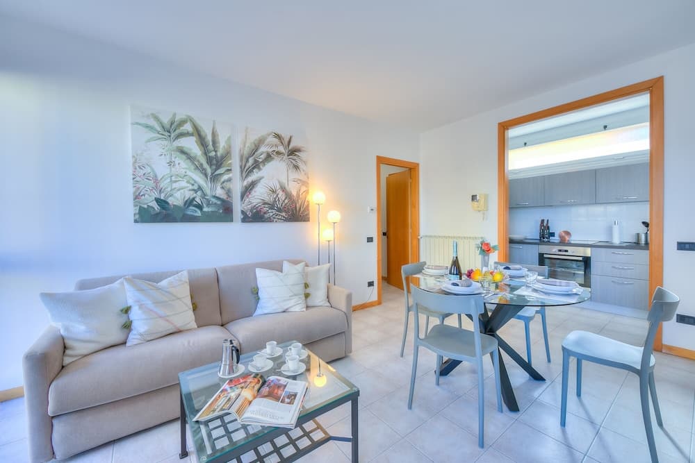 The Modern Apartment In Stresa