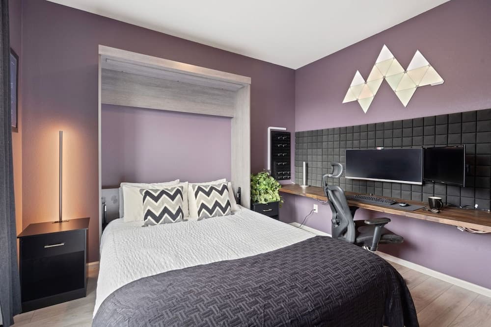 Modern & Stunning Home Near Breweries and Old Town!